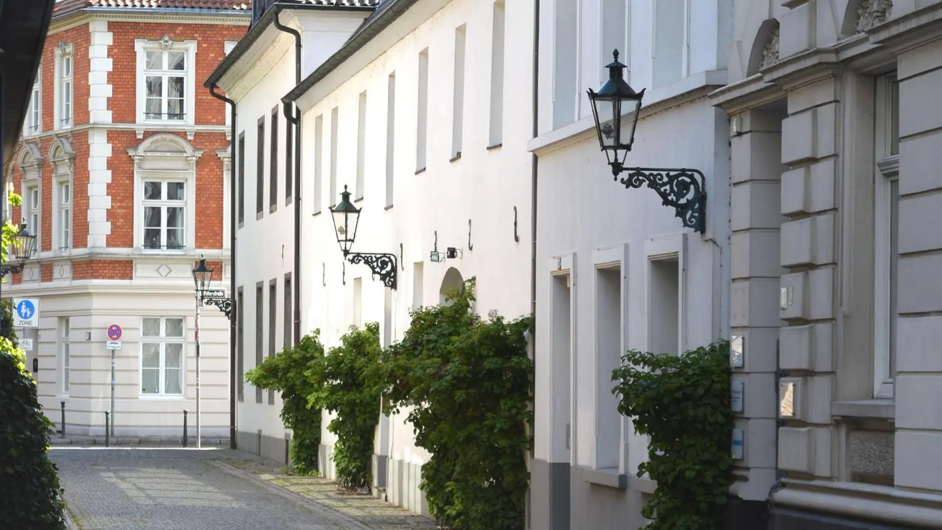 Epic Location Apartment Dusseldorf 0*,